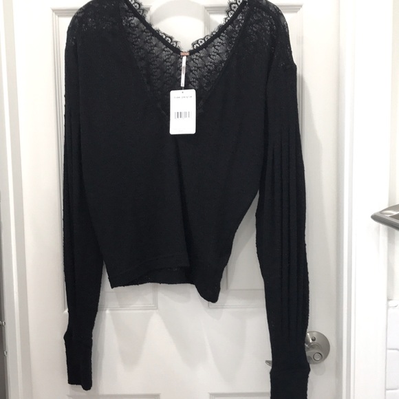 Free People knit top size Small NWT - Picture 1 of 3